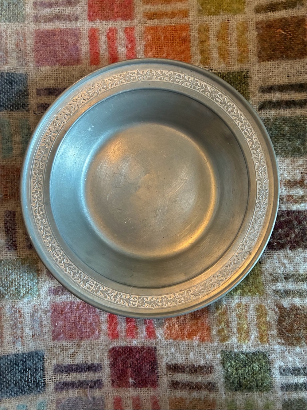 Towle Pewter 7610 Decorative Serving Bowl with Floral Rim
